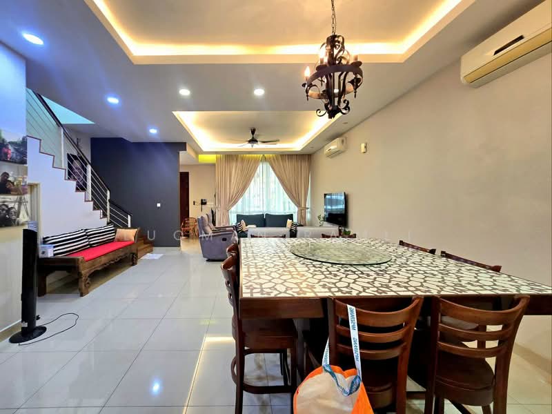 Rumah Teres 2 Tingkat untuk Dijual di Cyberjaya (Selangor) - Luqman Ramli - Living Room - PropertyGuru.com.my