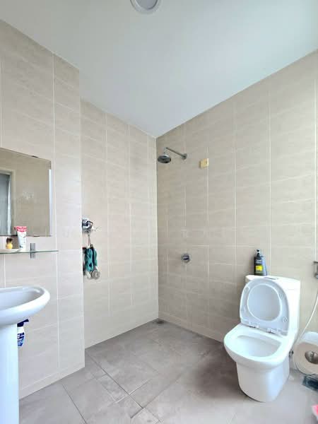 Rumah Teres 2 Tingkat untuk Dijual di Cyberjaya (Selangor) - Luqman Ramli - Bathroom - PropertyGuru.com.my