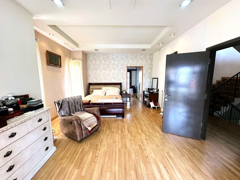 Semi-Detached House for Sale in Damansara Legenda (Petaling Jaya) - Reni Lim - Bedroom - PropertyGuru.com.my