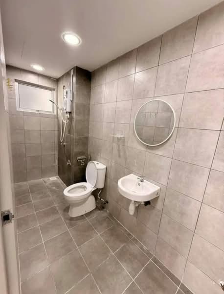 Servis Apartment untuk Disewa di Residensi Bukit Tiara - Jason Lim - Bathroom - PropertyGuru.com.my