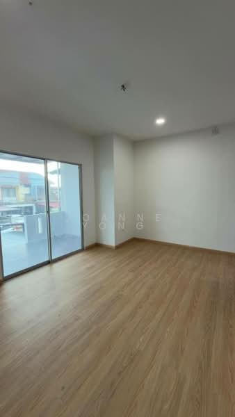 Rumah Teres 2 Tingkat untuk Dijual di Kulai (Johor) - Joanne Yong - Living Room - PropertyGuru.com.my