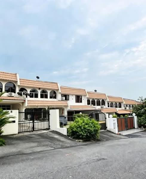 2-storey Terraced House for Sale in Happy Garden (Kuchai Lama) - Renee Yew - Exterior - PropertyGuru.com.my