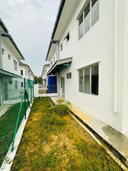 2-storey Terraced House for Rent in Seksyen U15 (Shah Alam) - Apple Chang - Exterior - PropertyGuru.com.my
