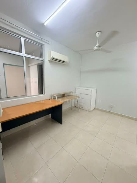 2-storey Terraced House for Sale in Setia Indah (Setia Alam) - Chloe Tan - Study - PropertyGuru.com.my
