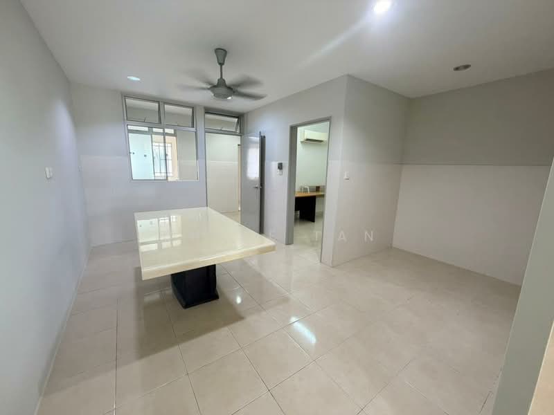 2-storey Terraced House for Sale in Setia Indah (Setia Alam) - Chloe Tan - Interior - PropertyGuru.com.my
