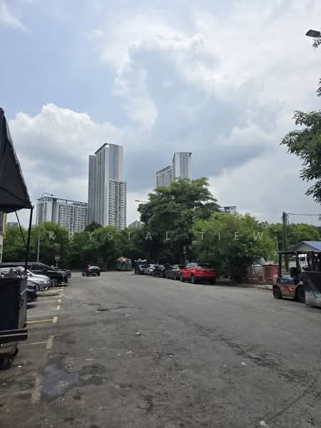Kilang untuk Dijual di Alam Damai (Cheras) - Krystal Tiew - Exterior - PropertyGuru.com.my