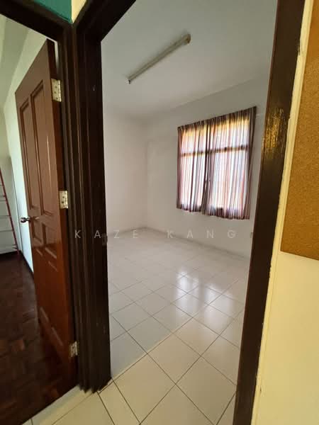 Condominium for Rent at Condo Gembira - Kaze Kang - PropertyGuru.com.my