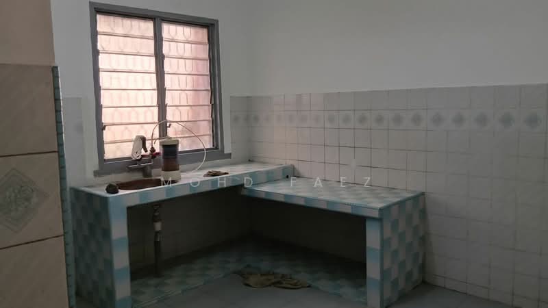 Rumah Teres 2 Tingkat untuk Dijual di Saleng (Senai) - Mohd Faez - Kitchen - PropertyGuru.com.my