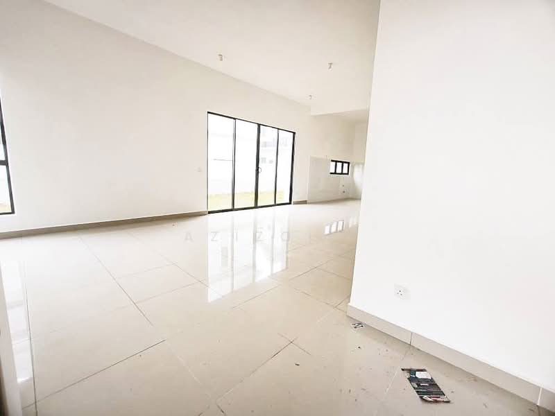 Rumah Berkembar untuk Dijual di Cyber 10 (Cyberjaya) - Azizol . - Living Room - PropertyGuru.com.my