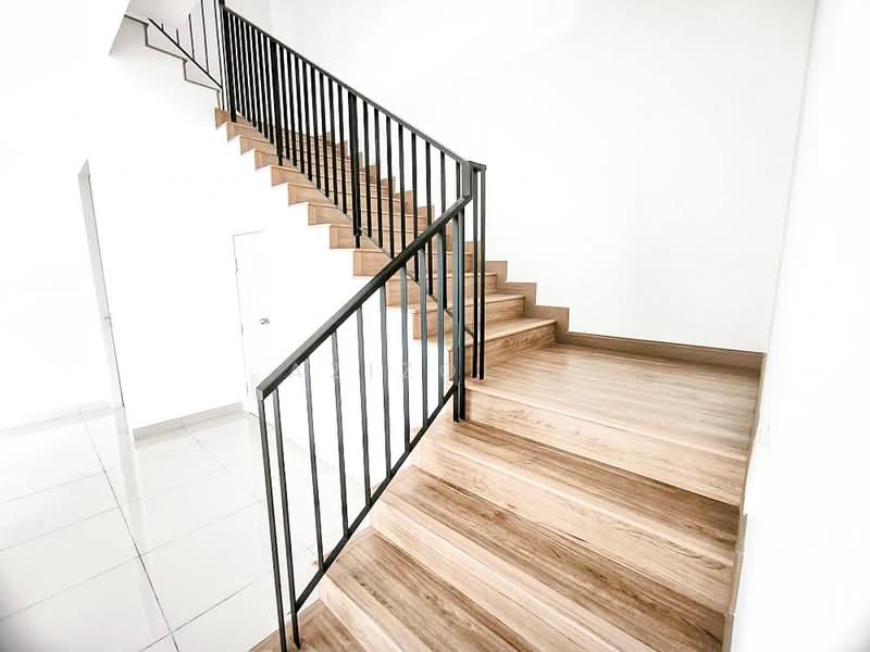 Rumah Berkembar untuk Dijual di Cyber 10 (Cyberjaya) - Azizol . - Interior - PropertyGuru.com.my