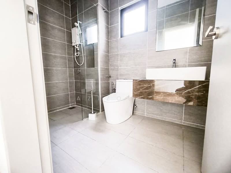 Rumah Berkembar untuk Dijual di Cyber 10 (Cyberjaya) - Azizol . - Bathroom - PropertyGuru.com.my