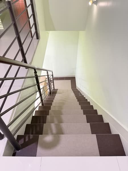 2-storey Terraced House for Sale in Station 18 (Ipoh) - Jodie Kuan - Staircase - PropertyGuru.com.my