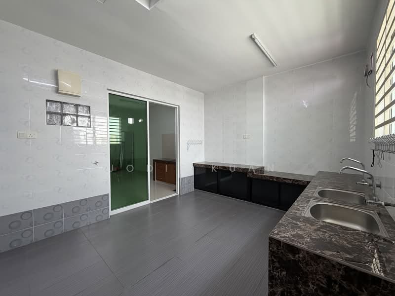 2-storey Terraced House for Sale in Station 18 (Ipoh) - Jodie Kuan - Wet Kitchen - PropertyGuru.com.my