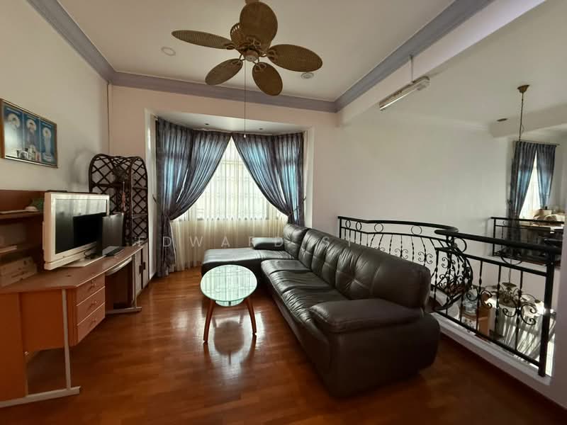 2-storey Terraced House for Sale in Perling (Johor) - Edward Siow - Living Room - PropertyGuru.com.my