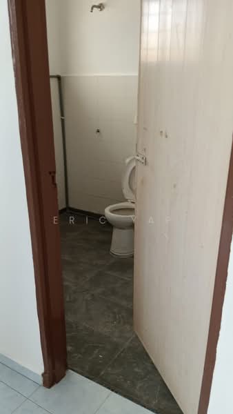 2-storey Terraced House for Rent in Taman Megah Ria (Masai) - ERIC YAP - Bathroom - PropertyGuru.com.my