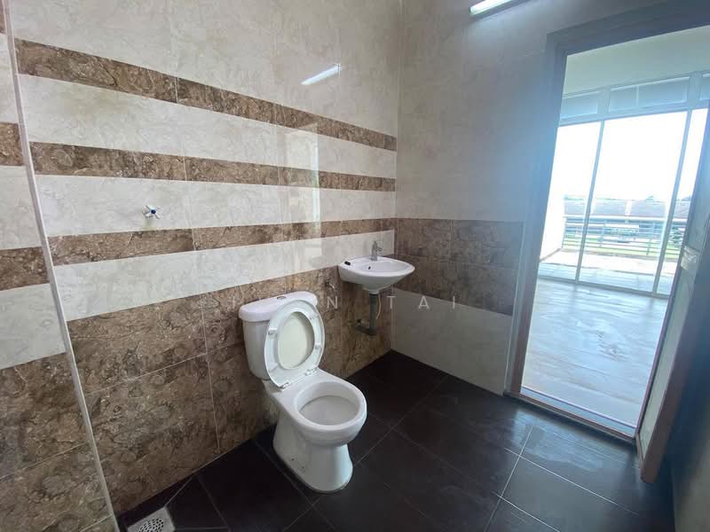 Terraced House for Sale in Ipoh (Perak) - Jacob Chua - Bathroom - PropertyGuru.com.my