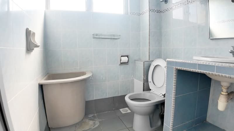 2-storey Terraced House for Sale in Taman Sea (Petaling Jaya) - Ian Fan - Bathroom - PropertyGuru.com.my