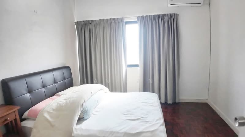 2-storey Terraced House for Sale in Taman Sea (Petaling Jaya) - Ian Fan - Bedroom - PropertyGuru.com.my