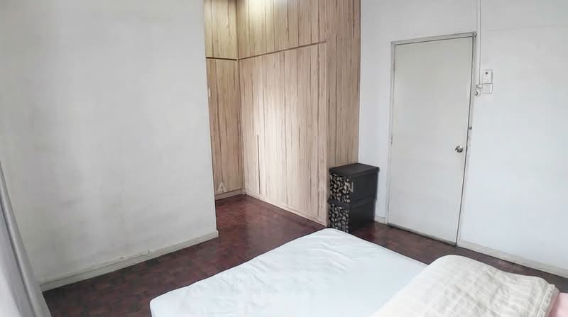 2-storey Terraced House for Sale in Taman Sea (Petaling Jaya) - Ian Fan - Bedroom - PropertyGuru.com.my