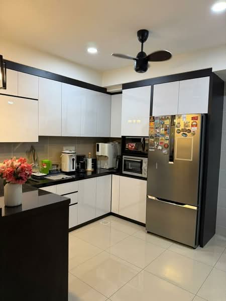 Cluster House for Rent in Taman Pulai Hijauan (Skudai) - Thea Lai - Kitchen - PropertyGuru.com.my