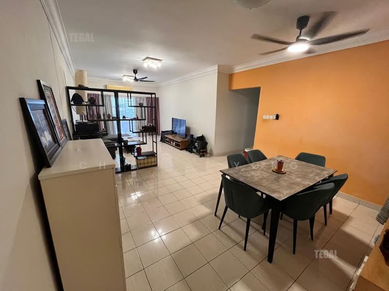 Apartment for Sale at Idaman Sentosa - Chia Wai Yong - Living Room - PropertyGuru.com.my