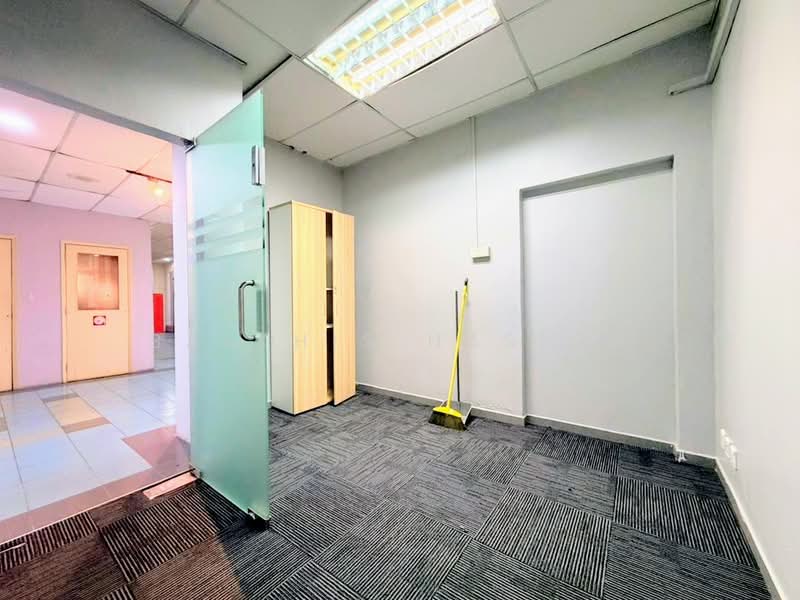 Office for Sale in Shah Alam (Selangor) - Balkhis Hashim - Interior - PropertyGuru.com.my