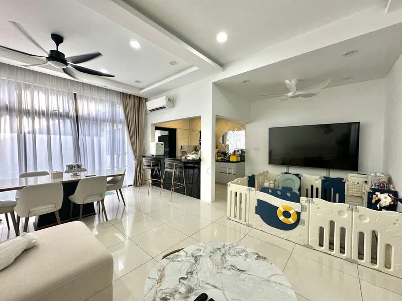 Rumah Kluster untuk Dijual di Sunway Iskandar (Iskandar Puteri (Nusajaya)) - Alan Chew - Living Room - PropertyGuru.com.my