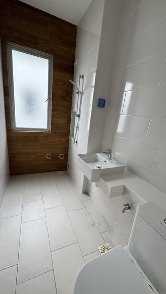 Rumah Teres 2 Tingkat untuk Dijual di Beranang (Selangor) - CC GOH - Bathroom - PropertyGuru.com.my