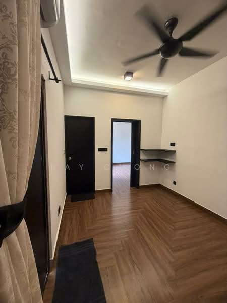 Kondominium untuk Dijual di Residensi Bukit Palma 1 (Palm Hill Residence 1) - Ray Chong - Bedroom - PropertyGuru.com.my