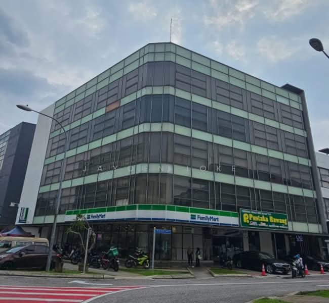 Shop for Rent in Sungai Besi (Kuala Lumpur) - Jayden Loke - Exterior - PropertyGuru.com.my