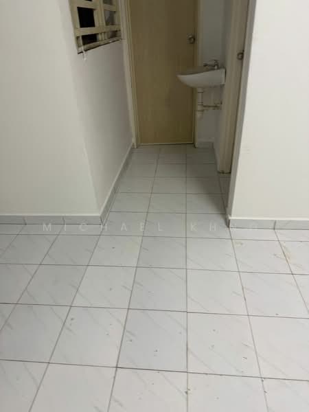 Pangsapuri untuk Dijual di Pangsapuri Setia Vista - Michael Khng - Interior - PropertyGuru.com.my