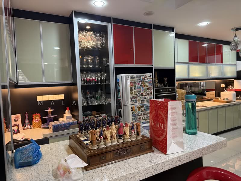 Semi-Detached House for Sale in Bandar Parklands (Klang) - Mala Palanisamy - Kitchen - PropertyGuru.com.my