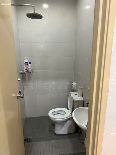 Semi-Detached House for Sale in Bandar Parklands (Klang) - Mala Palanisamy - PropertyGuru.com.my