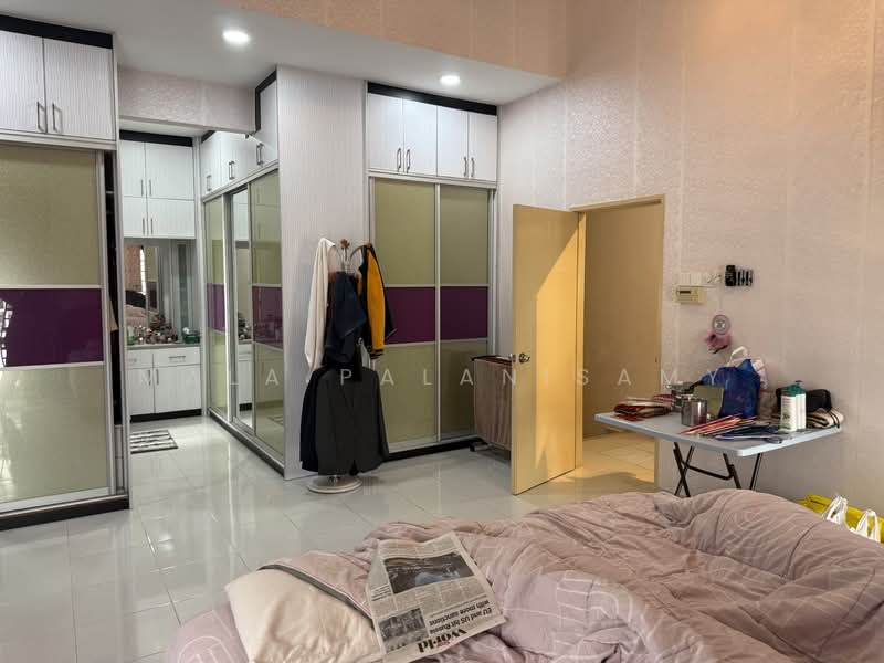 Semi-Detached House for Sale in Bandar Parklands (Klang) - Mala Palanisamy - PropertyGuru.com.my