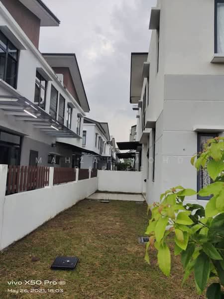 Semi-Detached House for Sale in Seri Kembangan (Selangor) - Mahzah Mohd Rapiee - Exterior - PropertyGuru.com.my
