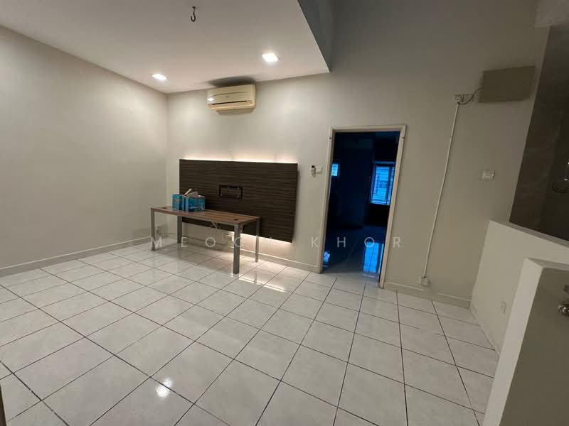 2-storey Terraced House for Rent in Sutera Damansara (Damansara Damai) - Meoon Khor - Living Room - PropertyGuru.com.my