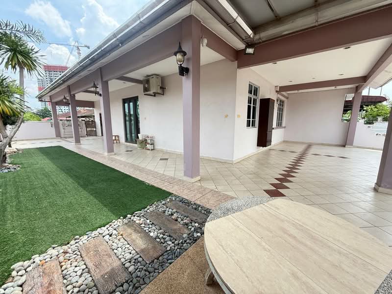 1-storey Terraced House for Sale in Taman Setia Indah (Tebrau) - Alan Yap - Exterior - PropertyGuru.com.my