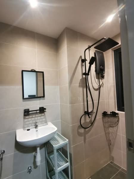 Kondominium untuk Disewa di Embayu - Jeff Ng - Bathroom - PropertyGuru.com.my