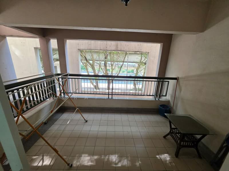 Kondominium untuk Disewa di Seri Maya Condominium - Norafian SMH - Balcony - PropertyGuru.com.my