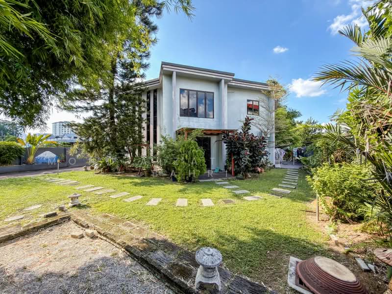 Bungalow for Sale in Seksyen 18 (Petaling Jaya) - Mohd Aizat Saiful Bahri - Exterior - PropertyGuru.com.my