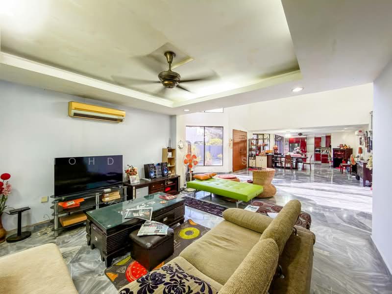 Bungalow for Sale in Seksyen 18 (Petaling Jaya) - Mohd Aizat Saiful Bahri - Living Room - PropertyGuru.com.my