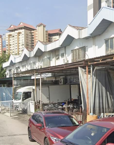 Kilang untuk Dijual di Desa Tun Razak (Cheras) - Tey Siew Zing - Exterior - PropertyGuru.com.my