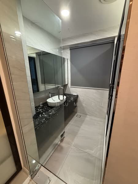 Semi-Detached House for Sale in Taman Segambut (Jalan Kuching) - Gwen Delhumeau - Bathroom (Master) - PropertyGuru.com.my