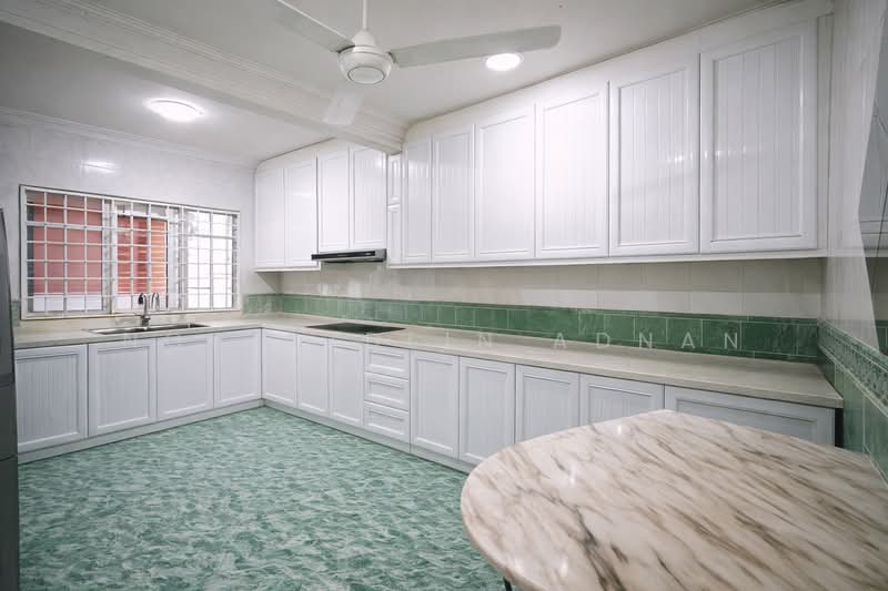 USJ 2 untuk Untuk Dijual - RM 720,000, Apr 2026 - Kitchen - PropertyGuru.com.my