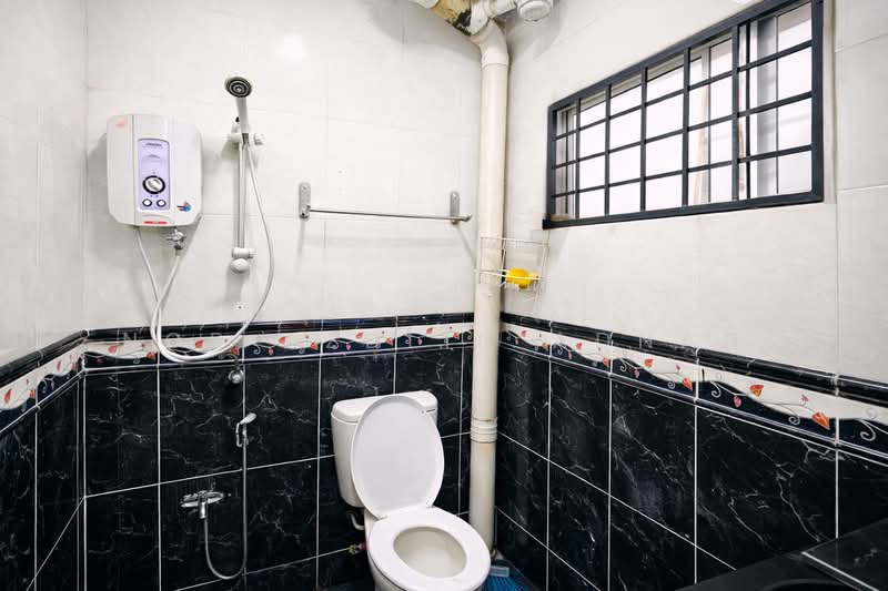 USJ 2 untuk Untuk Dijual - RM 720,000, Apr 2026 - Bathroom - PropertyGuru.com.my