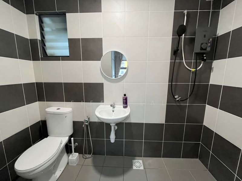 Service Residence for Rent at Residensi Emas - Eiffel Lai - Bathroom - PropertyGuru.com.my