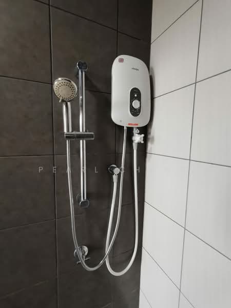 Condominium for Rent at Casa Green - Pearl Chong - Bathroom - PropertyGuru.com.my