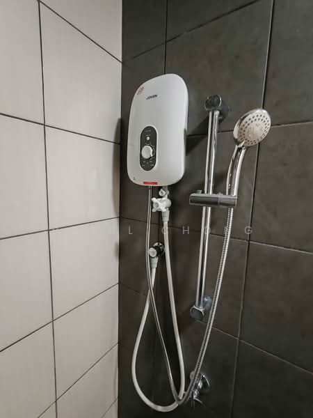 Condominium for Rent at Casa Green - Pearl Chong - Bathroom - PropertyGuru.com.my