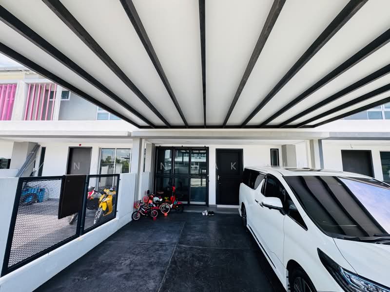 Bukit Raja untuk Untuk Dijual - RM 700,000, Apr 2026 - Exterior - PropertyGuru.com.my