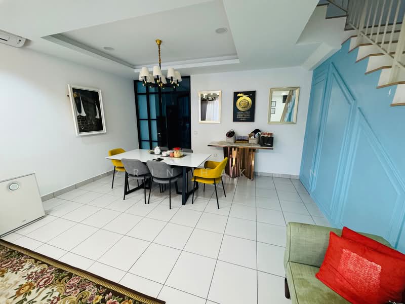 Rumah Teres 2-Tingkat untuk Dijual di Bukit Raja (Selangor) - Nazrin Hakimin - PropertyGuru.com.my